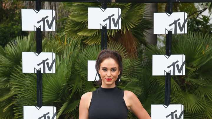 Friday's P.M. Hot Clicks: Vicky Pattison; NHL Playoff Doppelgangers