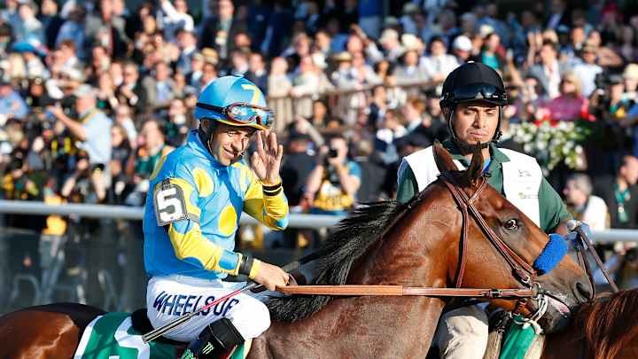American Pharoah becomes 1st Triple Crown winner in 37 years