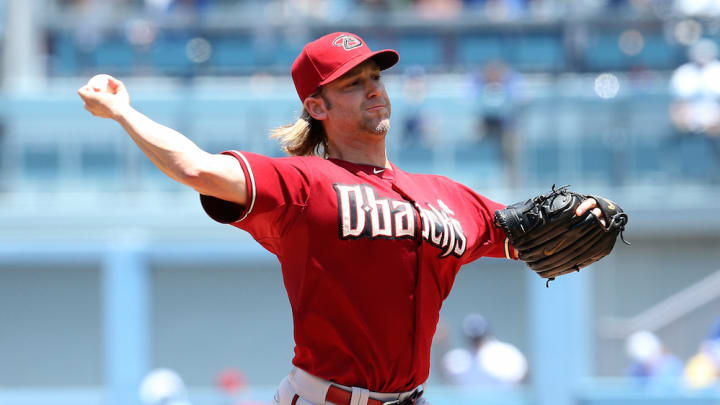 Braves acquire RHP Bronson Arroyo in trade with Diamondbacks Braves acquire RHP Bronson Arroyo in trade with Diamondbacks