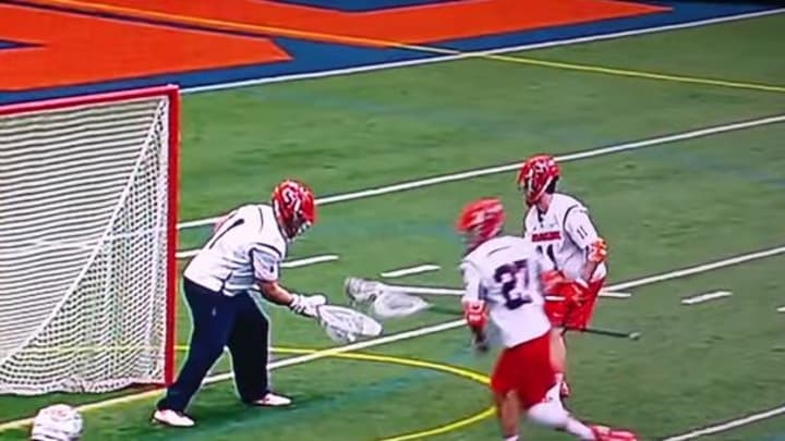 Syracuse lacrosse pulls off amazing hidden ball trick Syracuse lacrosse pulls off amazing hidden ball trick