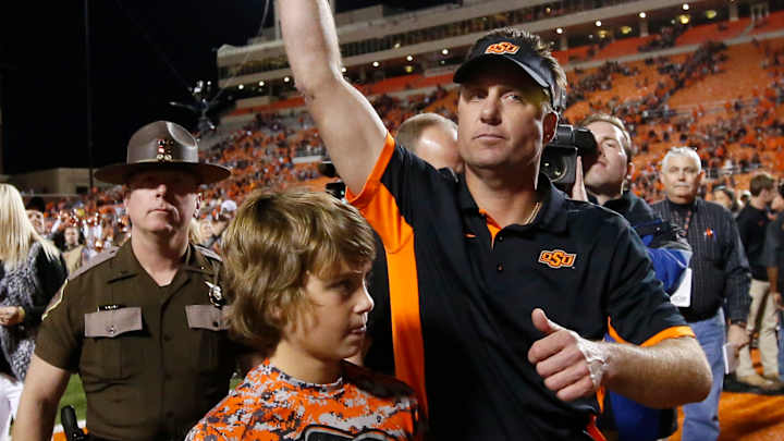 No. 5 Oklahoma State tries to avoid letdown at Iowa State