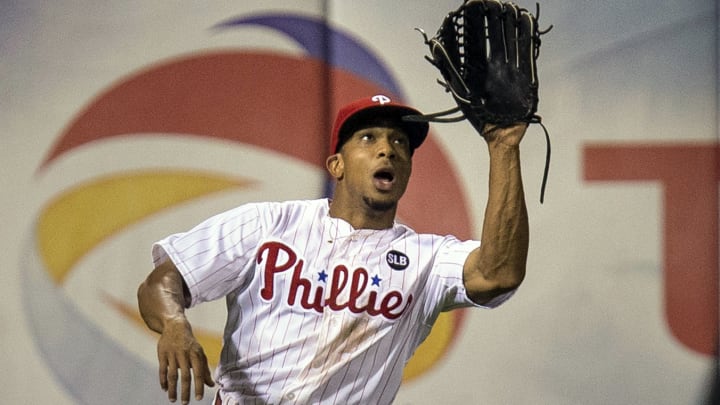 Blue Jays add RHP Lowe, OF Revere on deadline day