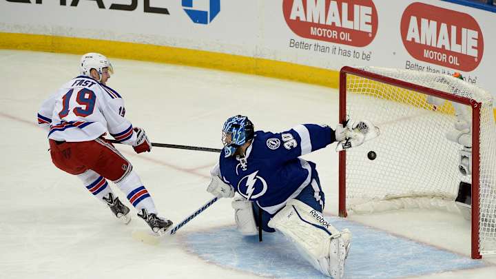 NHL's final 4 fighting for area in front of net