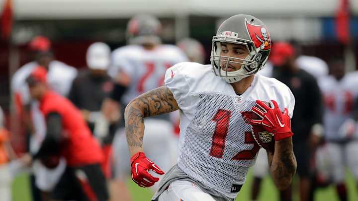 Bucs WR Mike Evans practices again, hopes to play vs. Saints