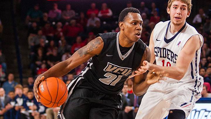 Davidson survives, VCU falls in thrilling night for messy A-10 Davidson survives, VCU falls in thrilling night for messy A-10
