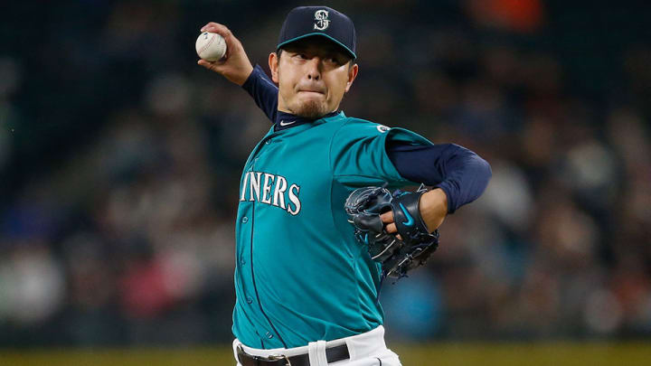 Hisashi Iwakuma returns to Seattle as Dodgers' bad off-season gets worse