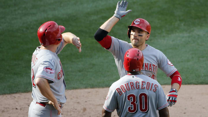 Votto 3-run HR in 9th after Bryant error, Reds beat Cubs 7-4