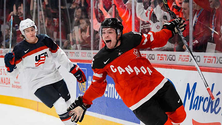 Hope for the Coyotes; Winter Classic preview; more news and notes