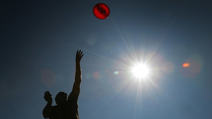 Brodie Smith performs amazing frisbee trick shots