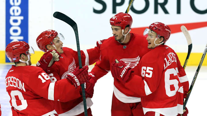 Tatar powers Red Wings to 5-3 win over Senators