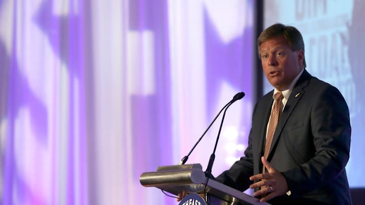 Florida new coach McElwain ready to bring back wins, offense