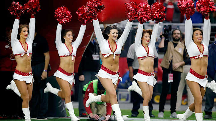 NFL Cheerleaders: Week 16