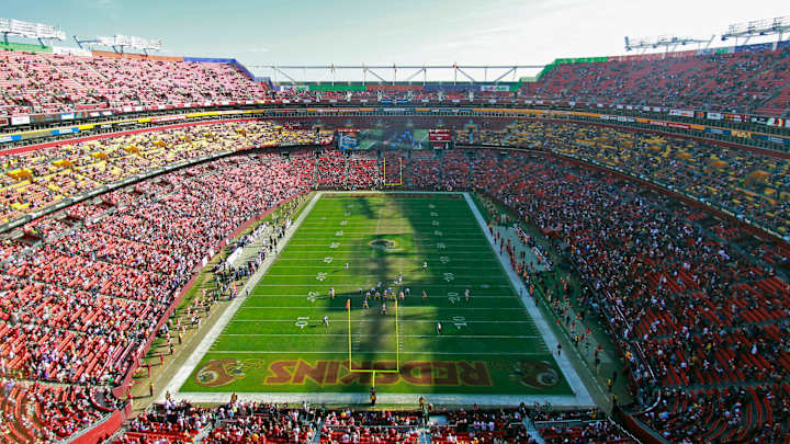 Virginia governor: Redskins return to D.C. still a possibility Virginia governor: Redskins return to D.C. still a possibility