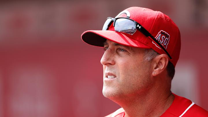 Reds manager Bryan Price apologizes for profane rant to reporters