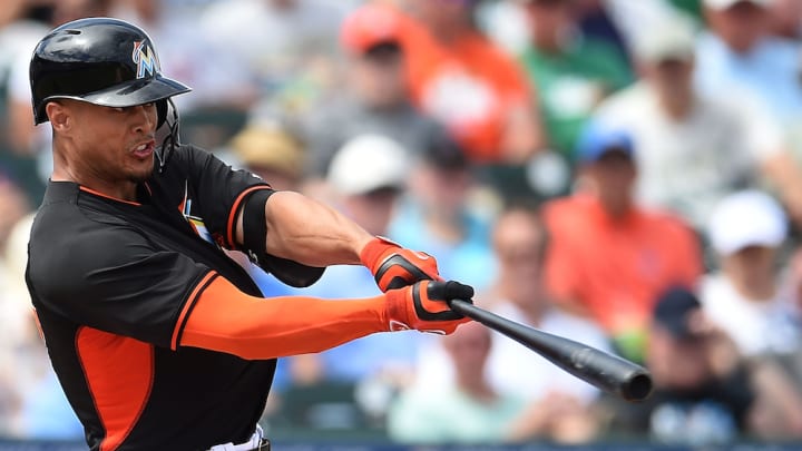 Giancarlo Stanton favored to lead MLB in home runs in 2015