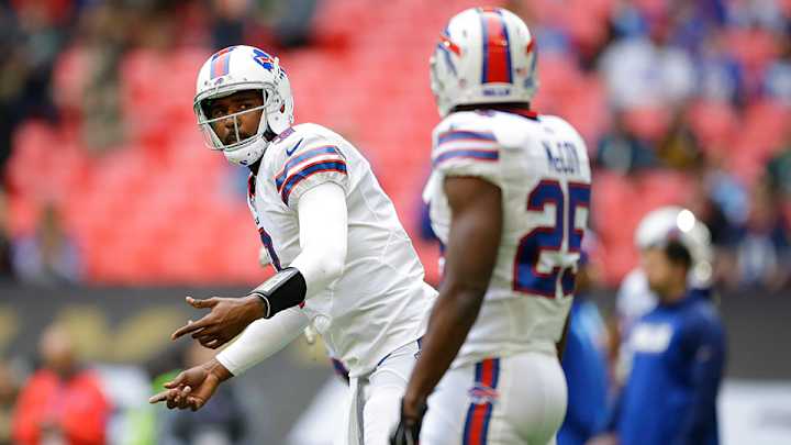 Report: Bills to blame for coach-to-quarterback radio issues