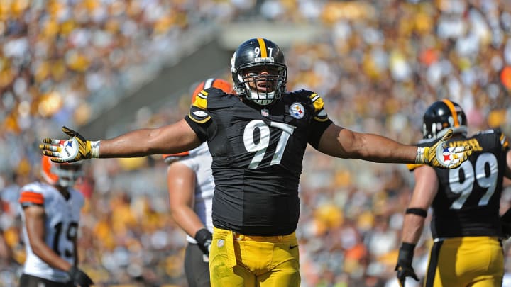 Steelers’ Cameron Heyward Voices Definitive Support for Mike Tomlin Steelers’ Cameron Heyward Voices Definitive Support for Mike Tomlin