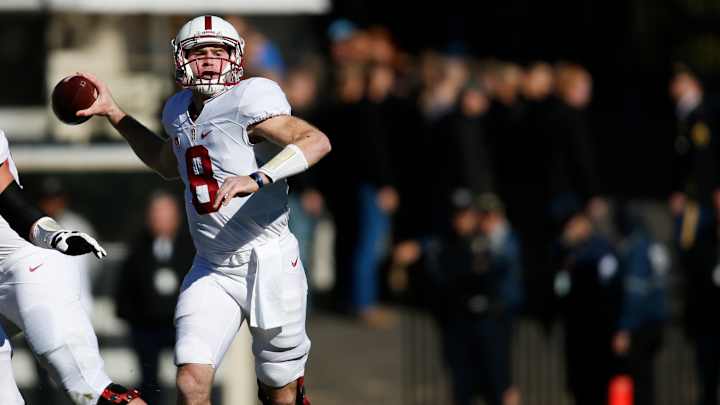 McCaffrey leads No. 9 Stanford past Colorado 42-10 McCaffrey leads No. 9 Stanford past Colorado 42-10