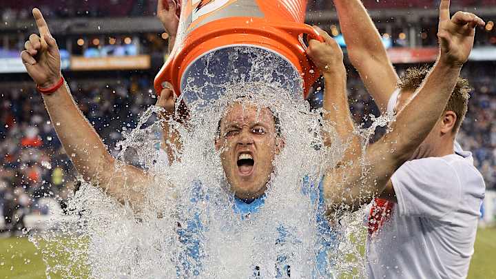 Former linebacker with ALS helps revive Ice Bucket Challenge