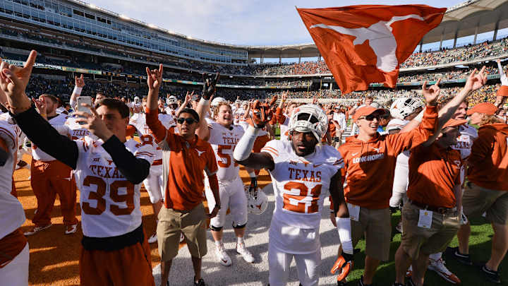 Texas, Ohio State lead athletic departments in revenue for 2014–15