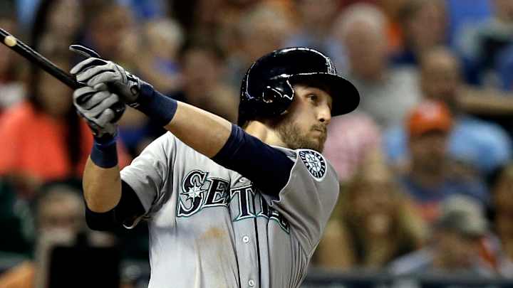 O'Malley, Morrison shine late, lift Seattle over Astros 8-3