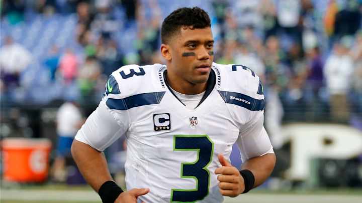 Russell Wilson, Chris Pratt, Ciara stop by Seattle Children’s Hospital Russell Wilson, Chris Pratt, Ciara stop by Seattle Children’s Hospital