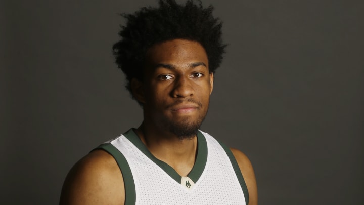 Bucks' Parker, Ennis medically cleared to play against 76ers