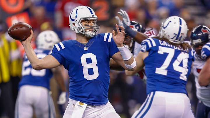 Colts QB Matt Hasselbeck on liquid diet after sustaining jaw injury