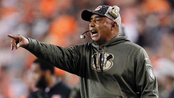 Dalton wants to make it 2 in a row over hometown Texans