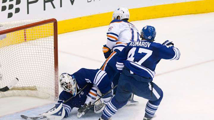 Sparks makes 24 saves in debut, Maple Leafs beat Oilers 3-0
