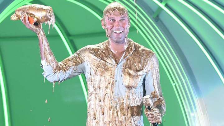 Watch Derek Jeter get slimed at Nickelodeon award show