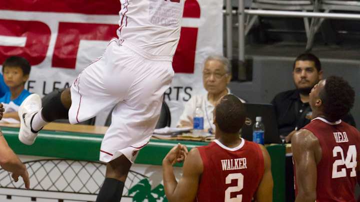 Hield helps No. 3 Oklahoma rout Washington State 88-60