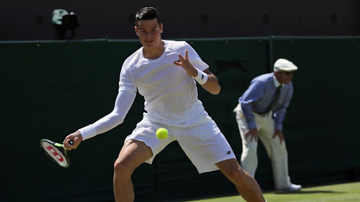 Kyrgios steals show with Wimbledon win over Raonic