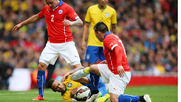 Neymar on Gary Medel stamp: 'This is football, not UFC'