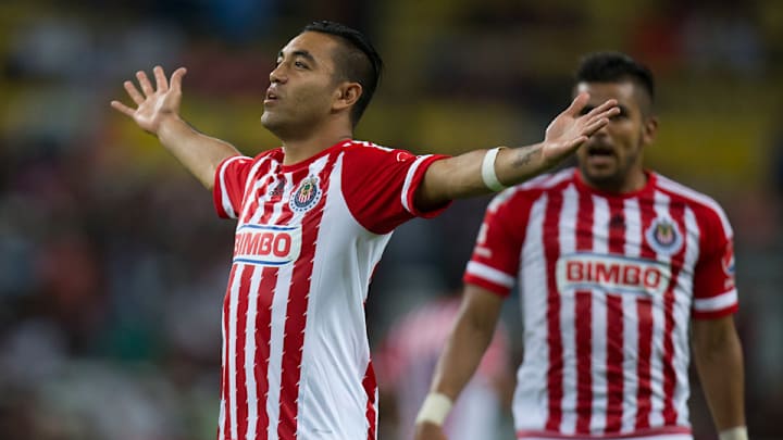 Mexico's Marco Fabian leaving Chivas Guadalajara for Eintracht Frankfurt