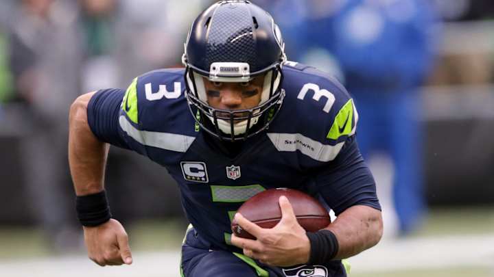 As Carolina hogs attention, other NFC contenders lurking