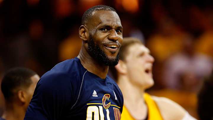 LeBron, Cavaliers earn NBA Finals spot by sweeping Hawks