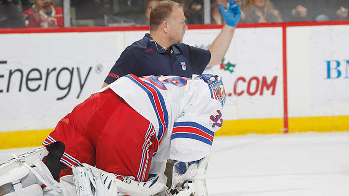 Rangers’ Antti Raanta leaves game vs. Wild after taking slap shot off mask