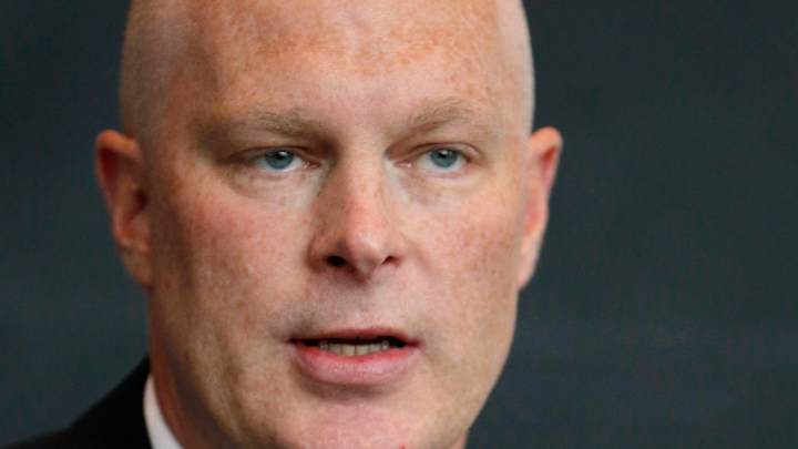 Hynes on ice as Devils coach, works with prospects at camp