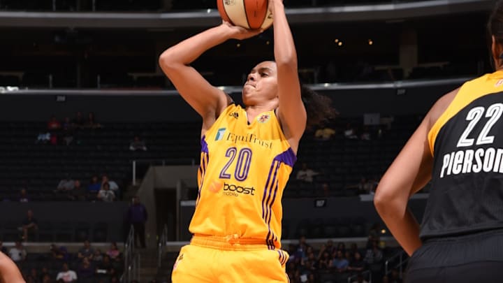 Parker, Sparks beat Shock, 92-73, clinch playoff spot