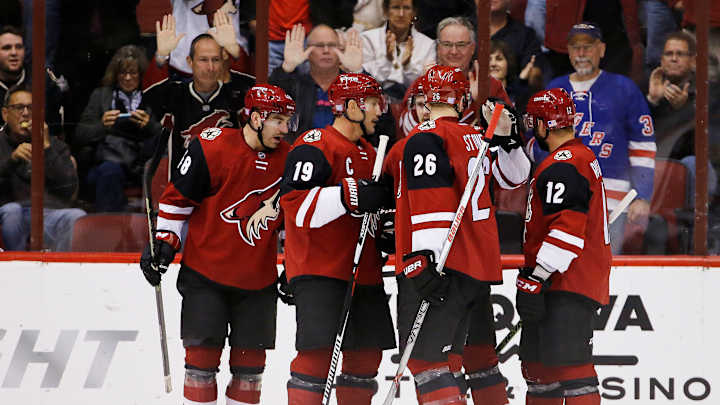 Coyotes shake off slow start, race past Oilers 4-1
