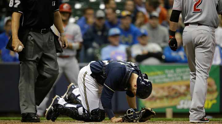 Brewers' Jonathan Lucroy out 4-6 weeks with toe injury