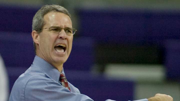 Illinois investigation widens from football to women's hoops Illinois investigation widens from football to women's hoops