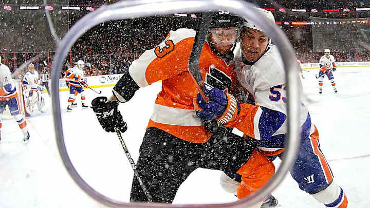 Flyers, in playoff bubble trouble, not going down easily
