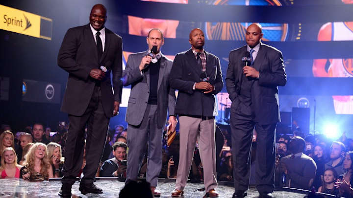 Shaq crashes Kenny Smith's mobility scooter gift from the TNT crew