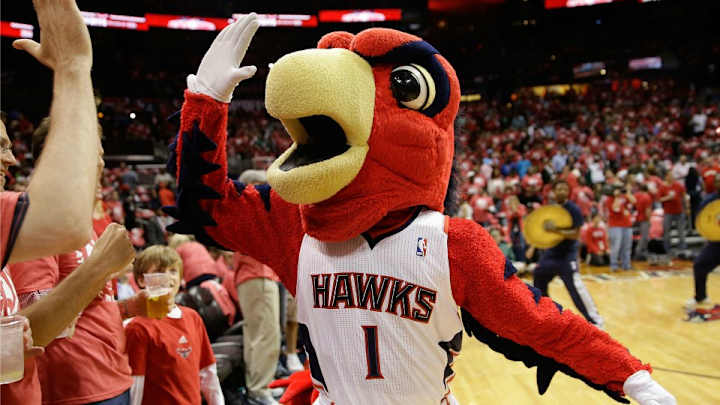 Hawks mascot got catfished on Swipe Right Night Hawks mascot got catfished on Swipe Right Night