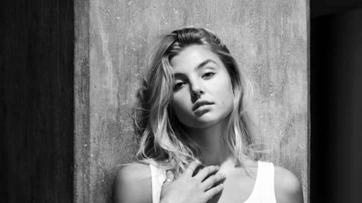 Thursday's P.M. Hot Clicks: Rachel Hilbert; 1984 Mets commercial