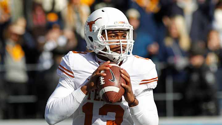 Texas QB Jerrod Heard out with head injury vs. Texas Tech