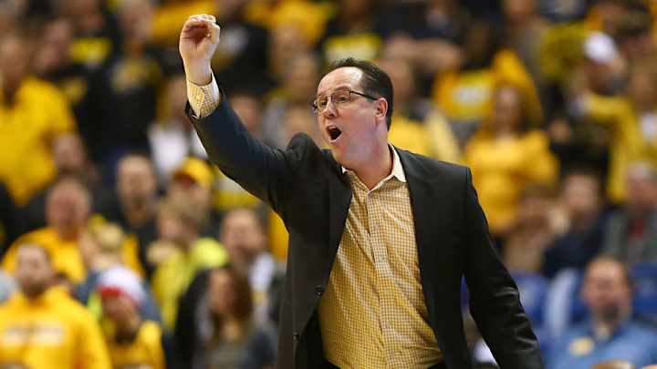 Report: Wichita State coach Gregg Marshall will meet with Alabama AD