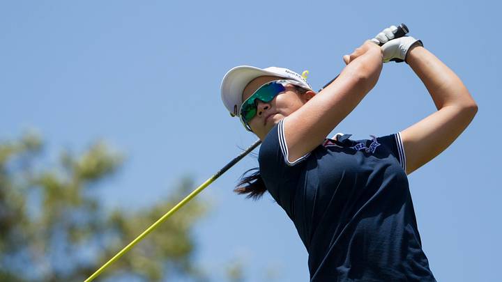 Sei Young Kim holes out from fairway to win in Hawaii